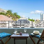 The Palm Peaks With A Mountain View & 300M From Sea